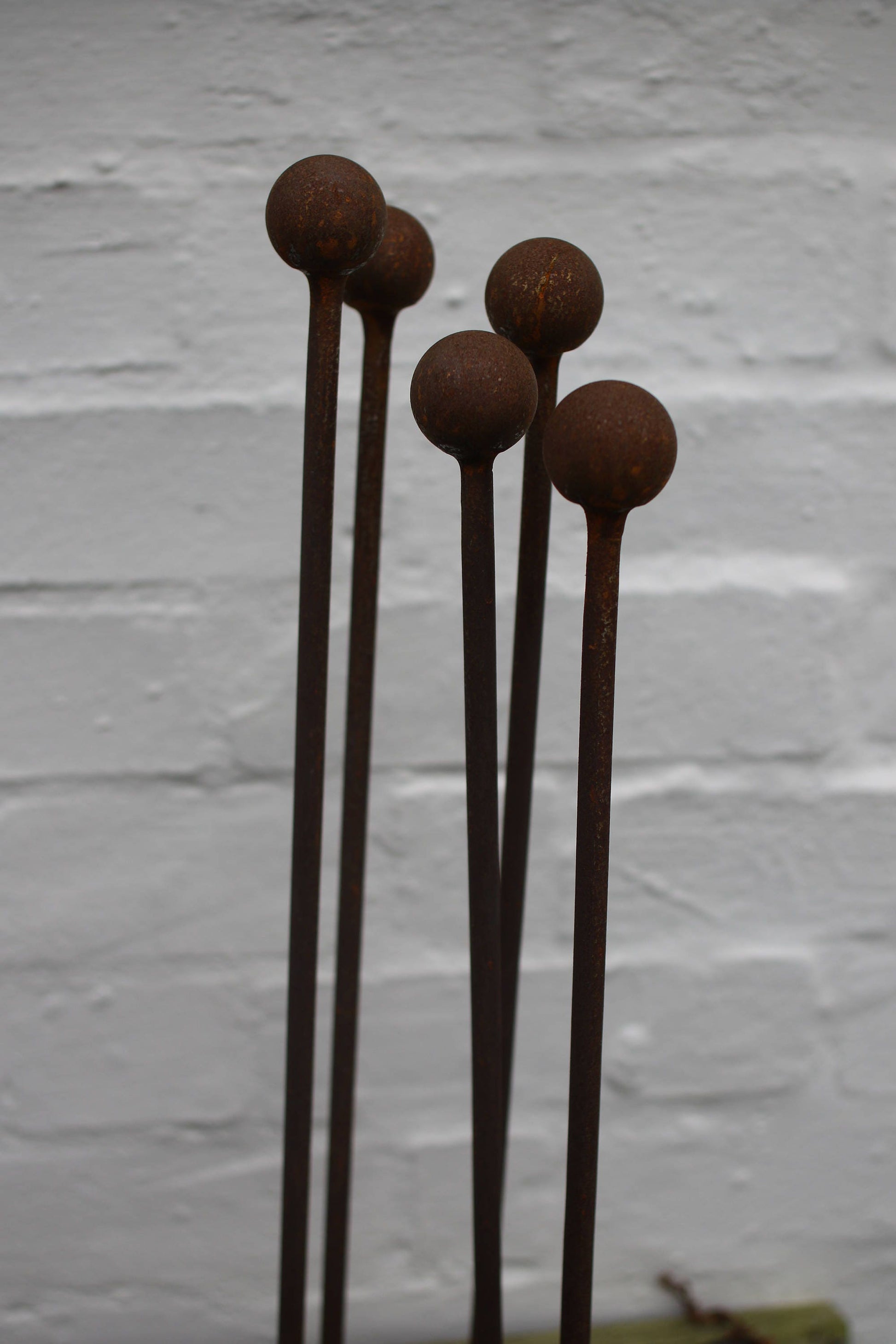 5 X Solid Steel Ball Topped Garden Stake / Support