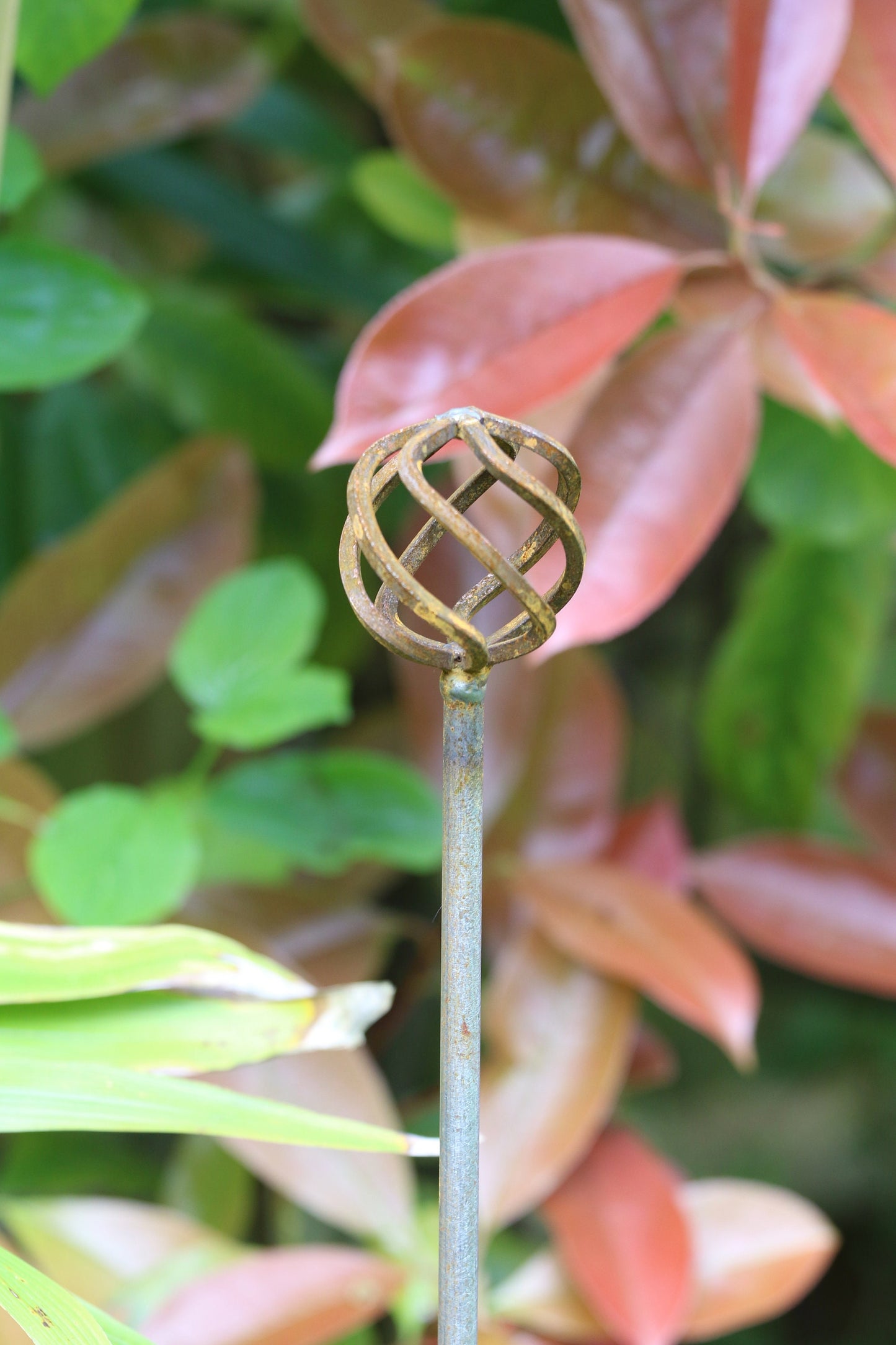 Round Basket Garden Stake / Support